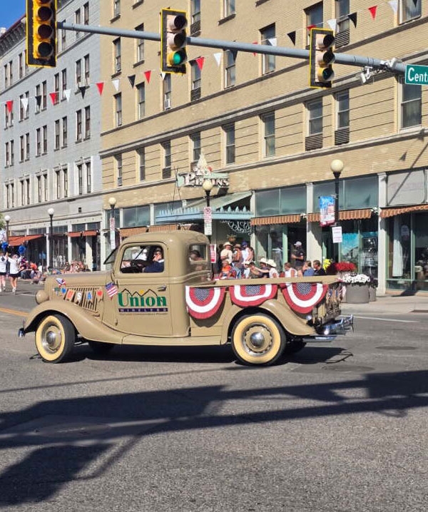  Union Wireless vintage pick-up truck in the local community parade.